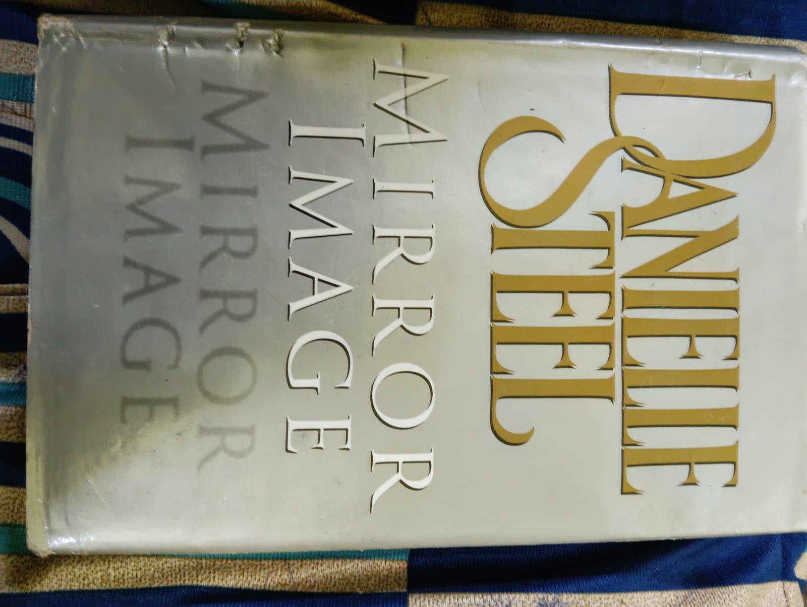 Cover of mirror image