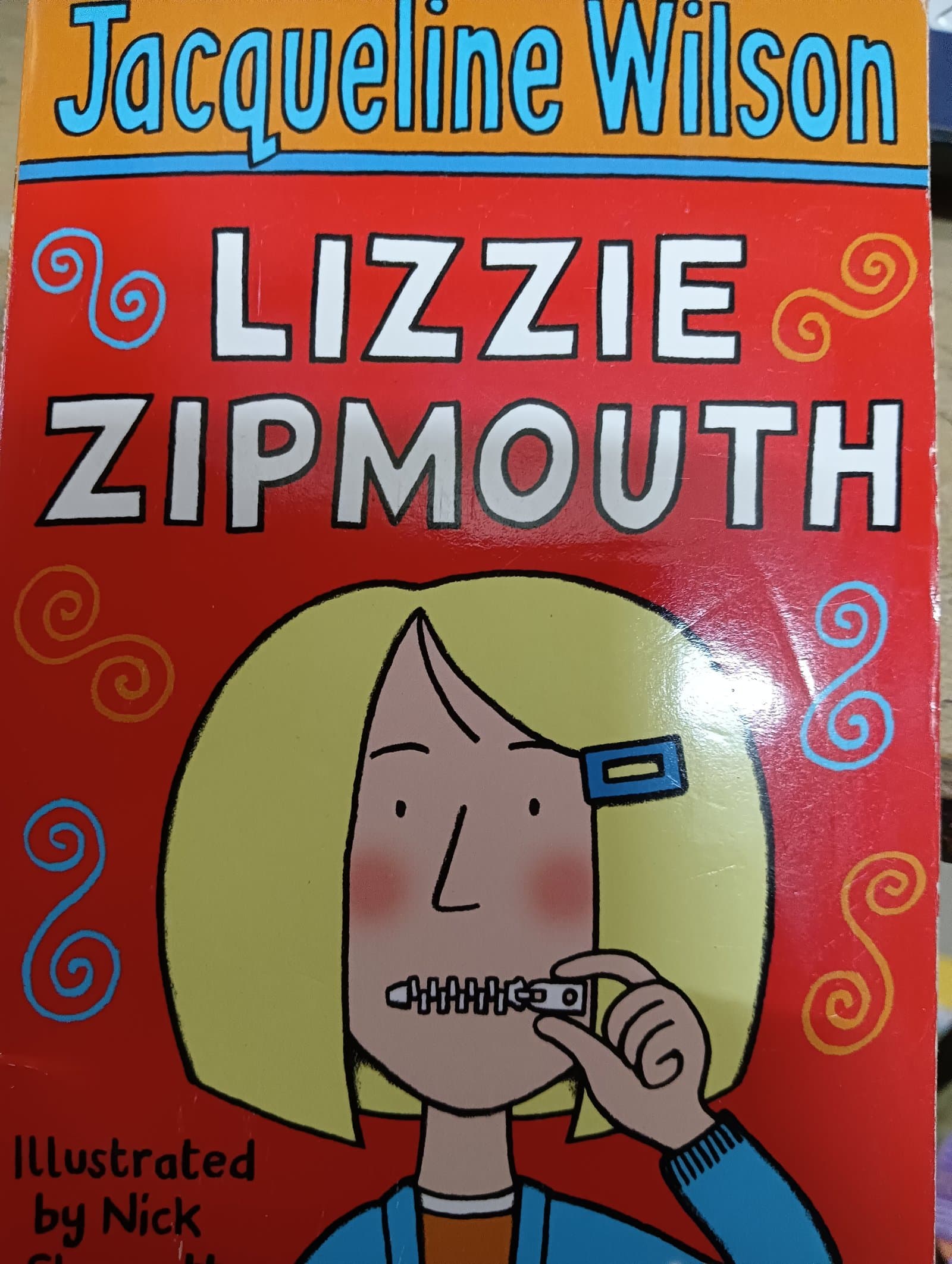 Cover of Lizzie zipmouth
